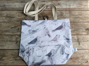 Basic Tote Bag with Birds, Reusable Compact Shopping Bag for your Purse