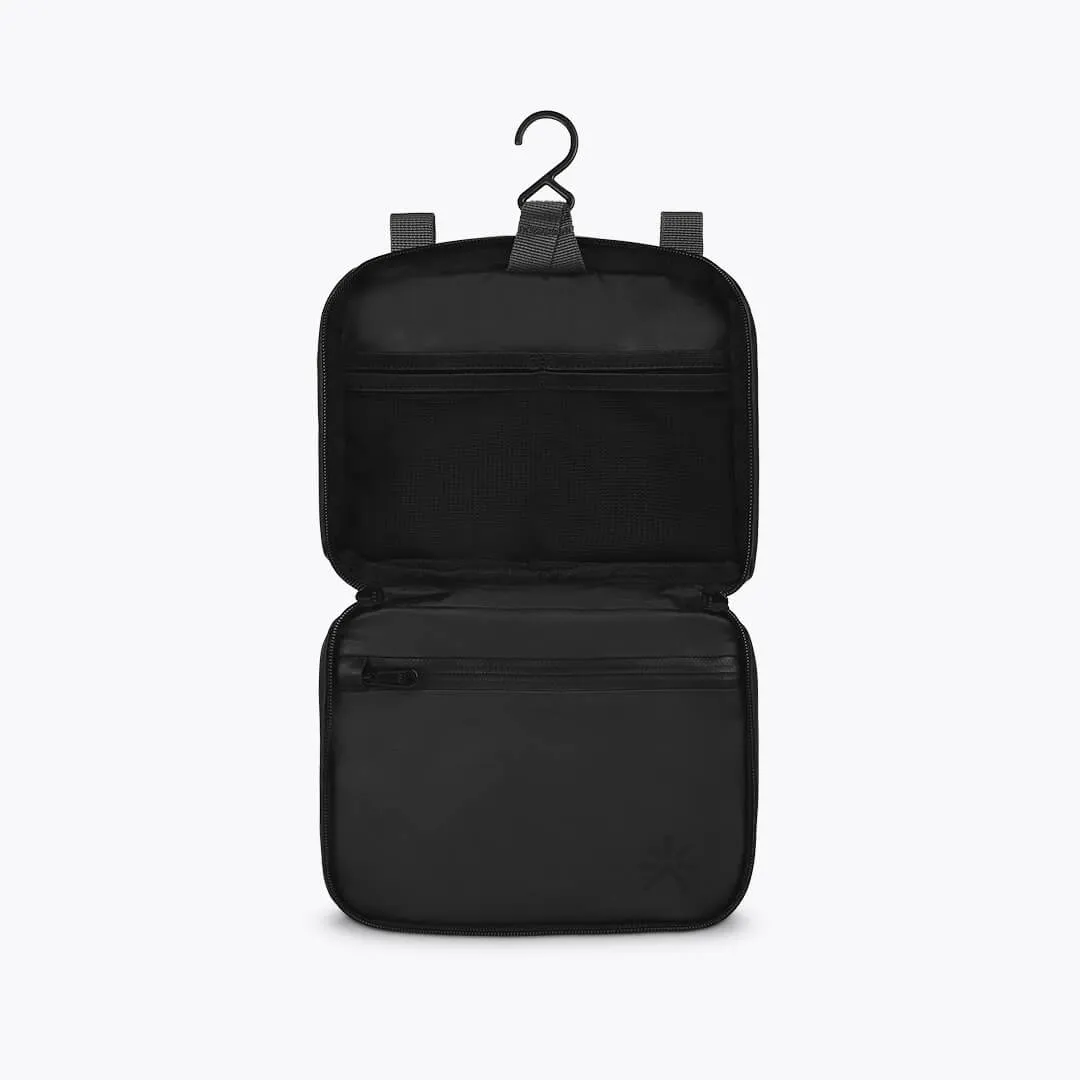 FidLock® Toiletry Core Black for Hive