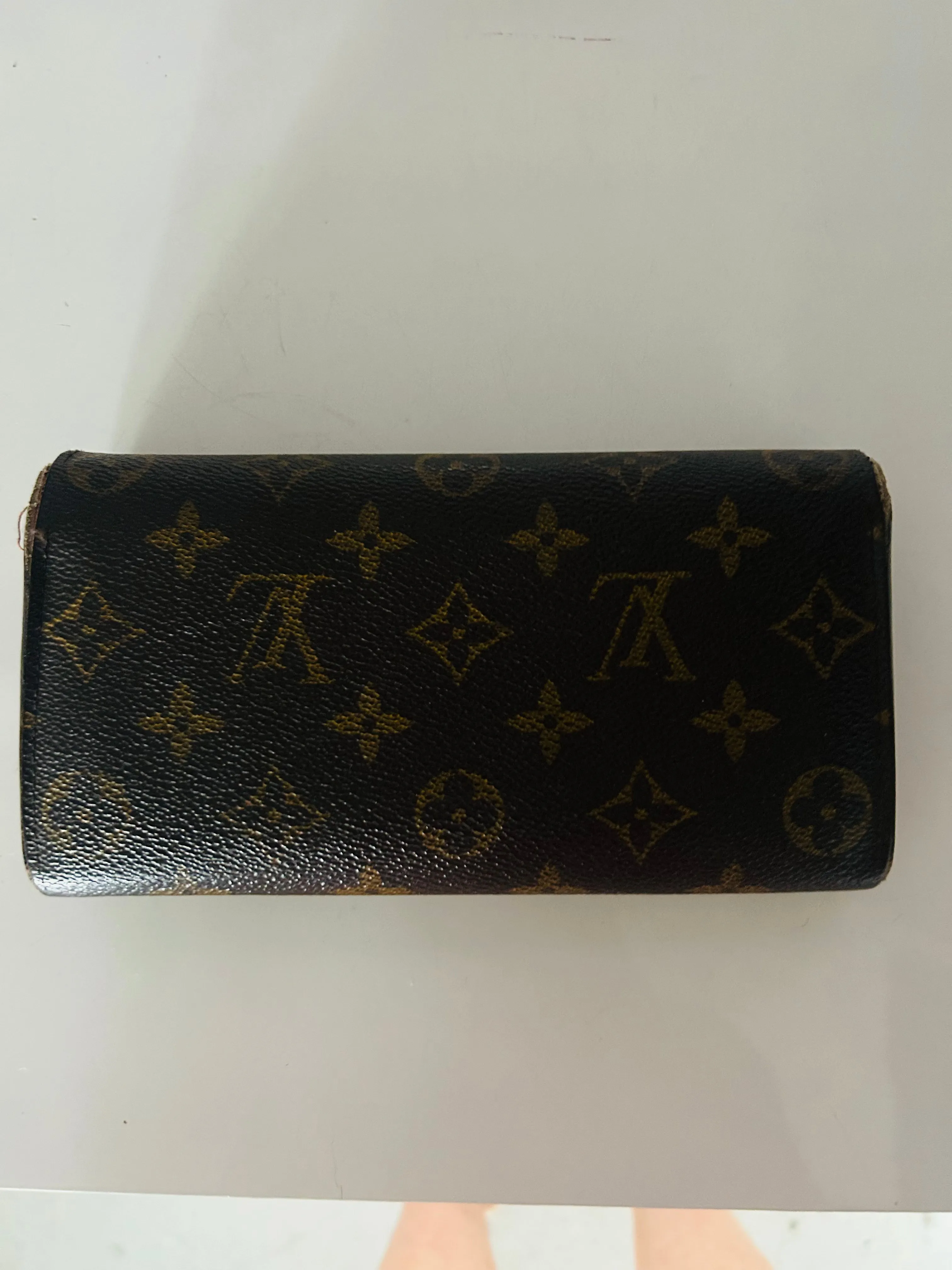 LOUIS VUITTON WALLET