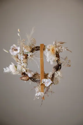 Modern Christmas Wreath No.14 / Anemone in Soft Winter Door Wreath Christmas Decoration / Christmas Wreath / Xmas Door Wreath