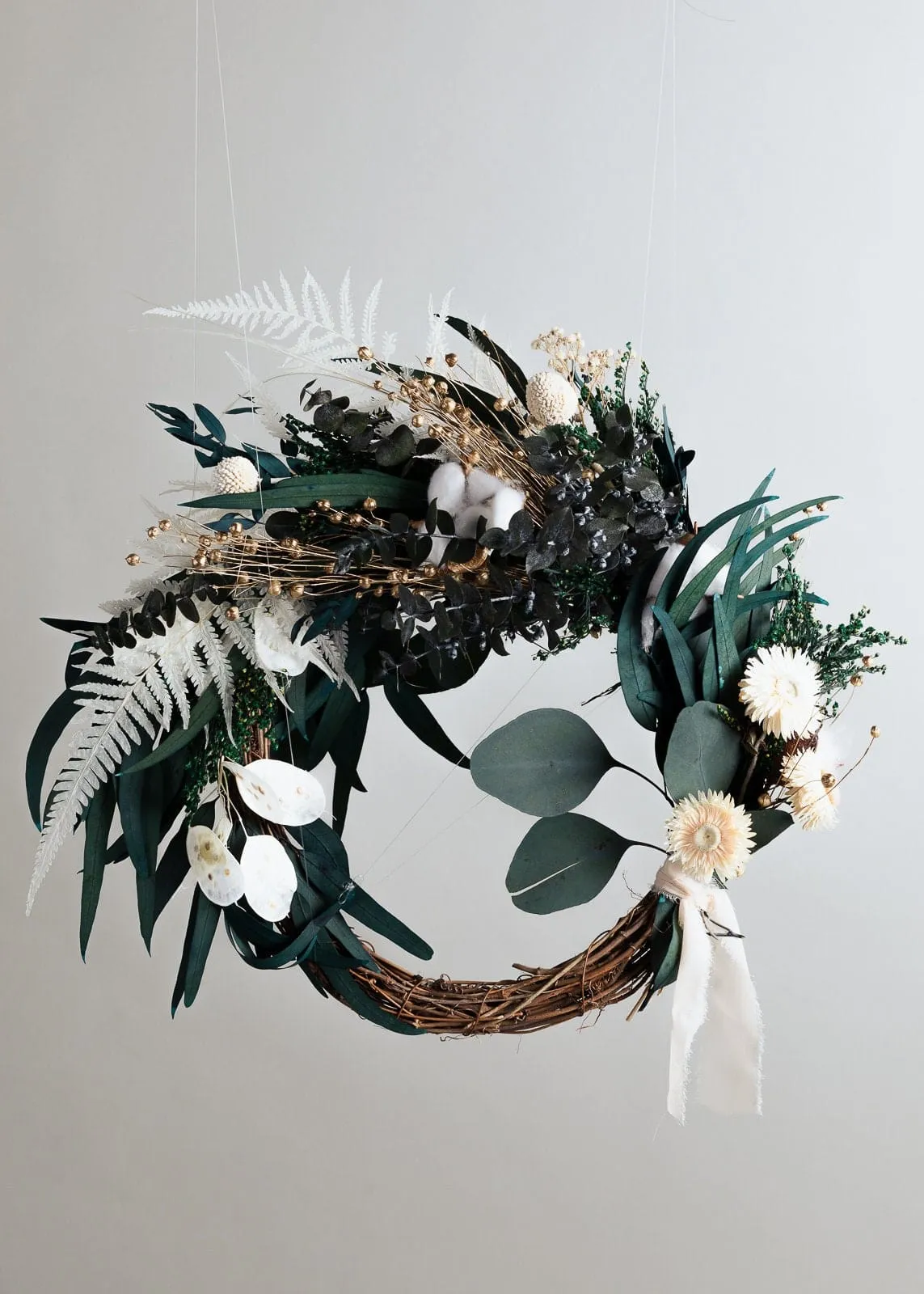 Modern Christmas Wreath No.15 / Cotton in Soft Winter Door Wreath Christmas Decoration / Christmas Wreath / Xmas Door Wreath